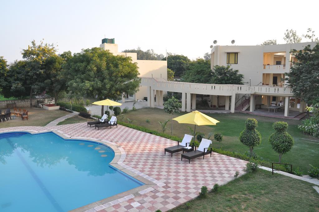 Kadamb Kunj Resort Bharatpur Dış mekan fotoğraf